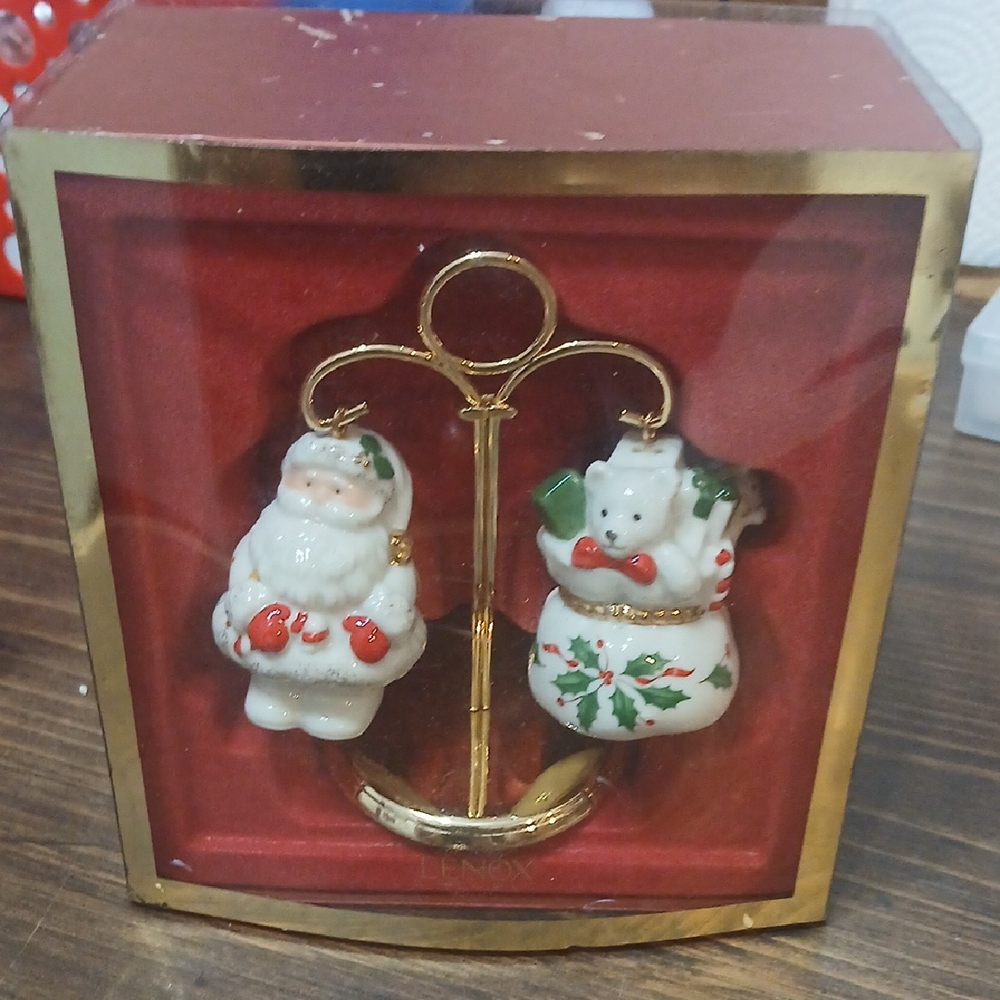 Lenox Festive Santa and Snowman Salt & Pepper Set - Red and Gold Never Used